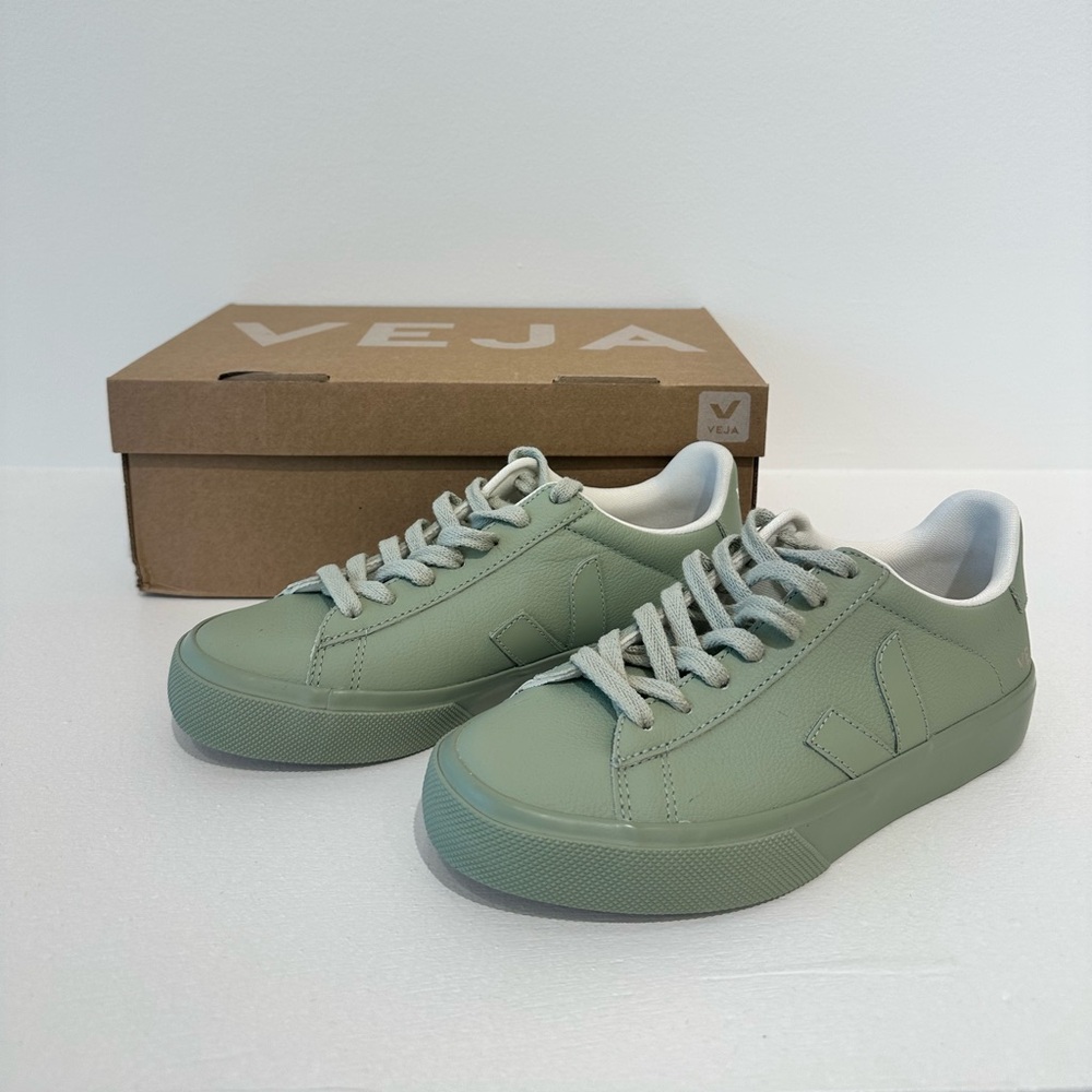 NEW Veja Campo Clay Sneakers